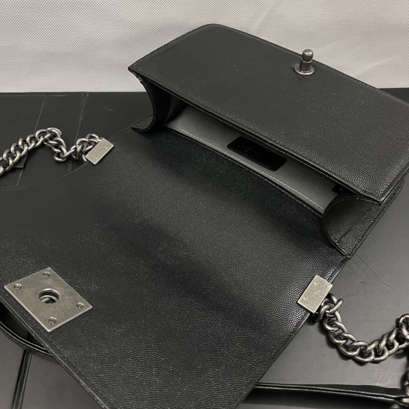 Ch**el leboy series bags